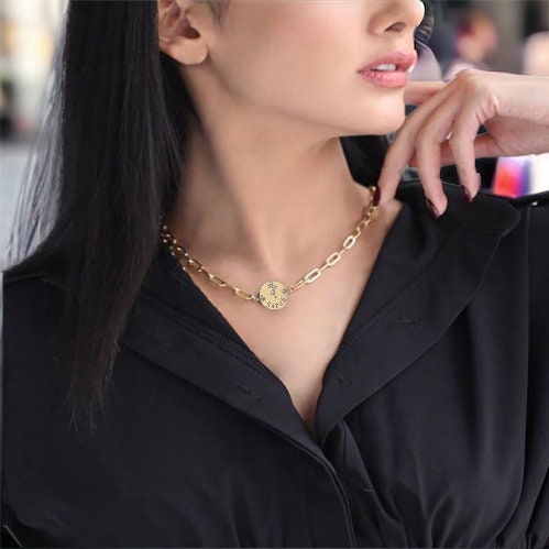 18K Gold Plated Birth Flower Necklace: Personalized Birthday Gift