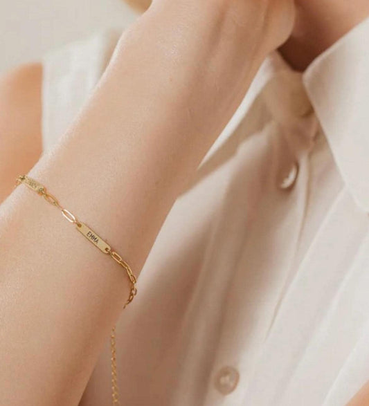 Mini Name Bar Bracelet [18K Gold Plated]